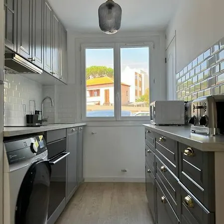 Le B Plage, 4 Personnes, Climatisation, Parking Apartment *